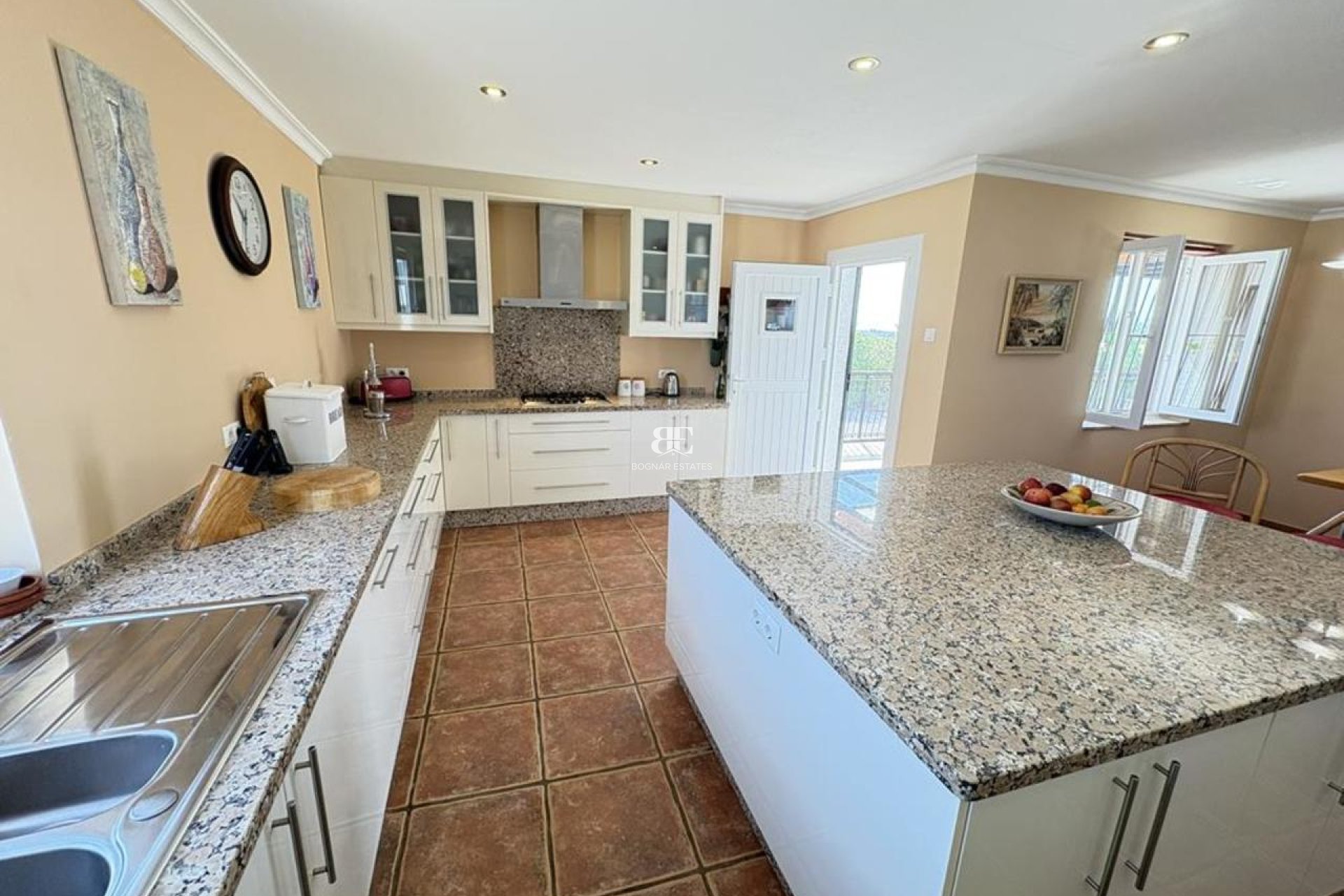 Resale - Villa -
Gea Truyols - Gea y Trujols