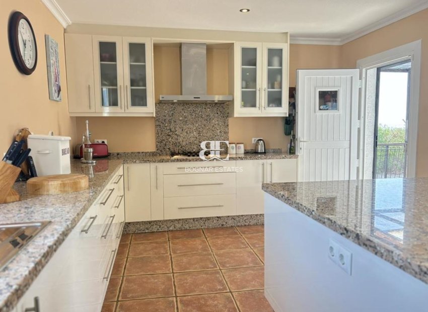 Resale - Villa -
Gea Truyols - Gea y Trujols