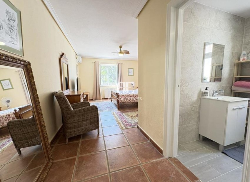 Resale - Villa -
Gea Truyols - Gea y Trujols