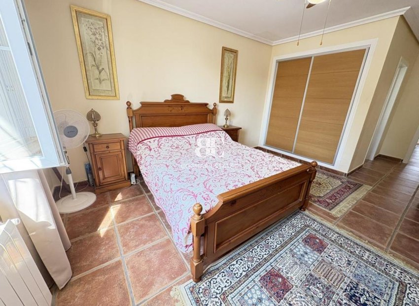 Resale - Villa -
Gea Truyols - Gea y Trujols