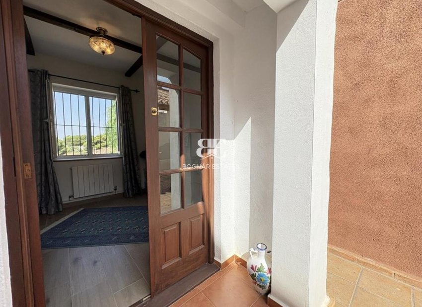 Resale - Villa -
Gea Truyols - Gea y Trujols