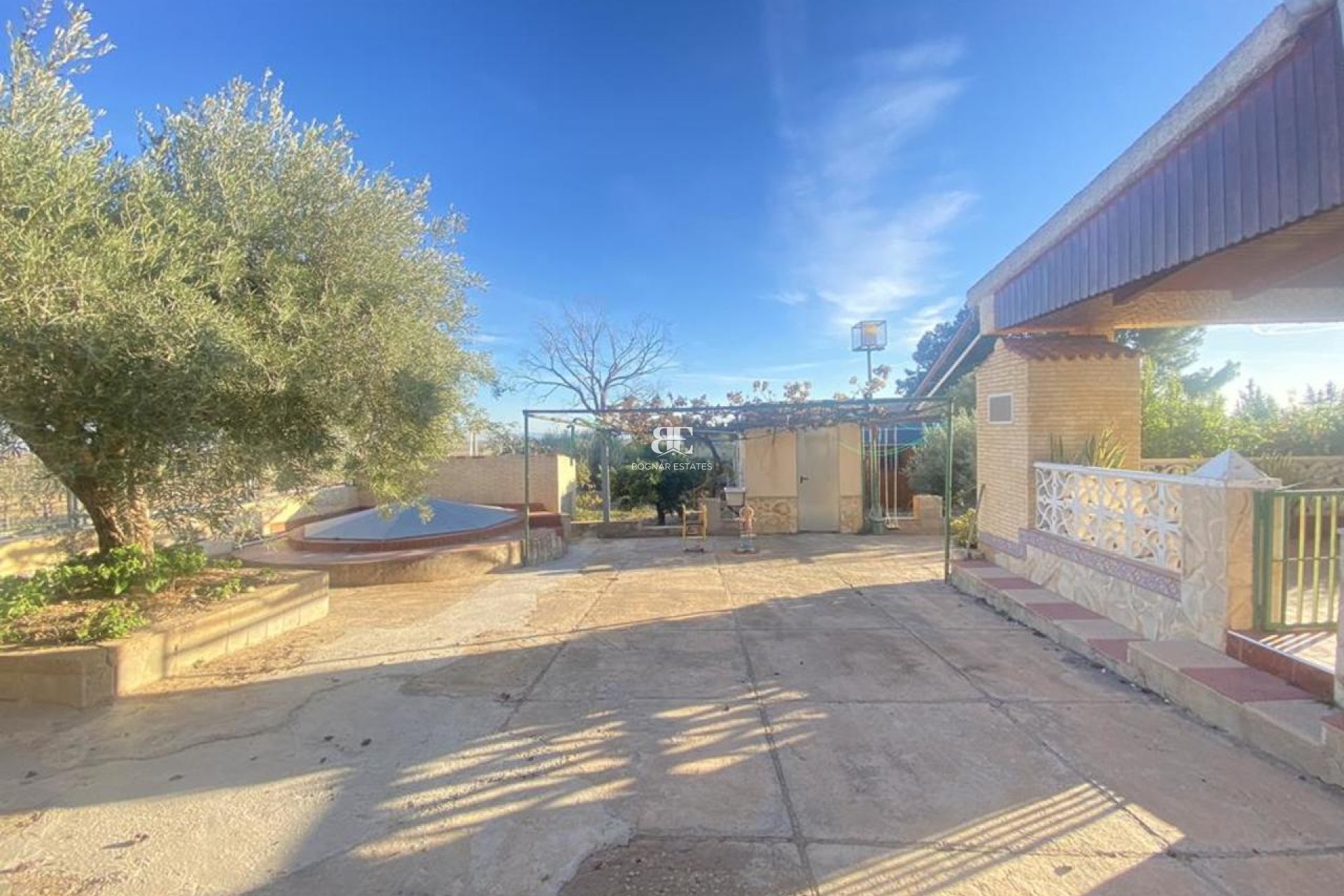 Resale - Villa -
Gea Truyols - Gea y Trujols