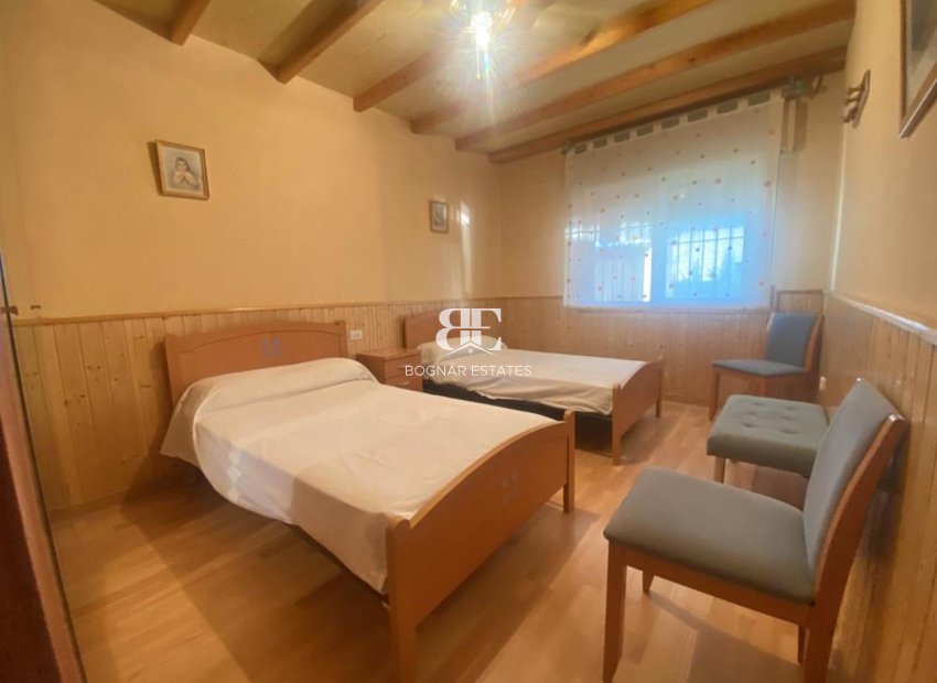 Resale - Villa -
Gea Truyols - Gea y Trujols