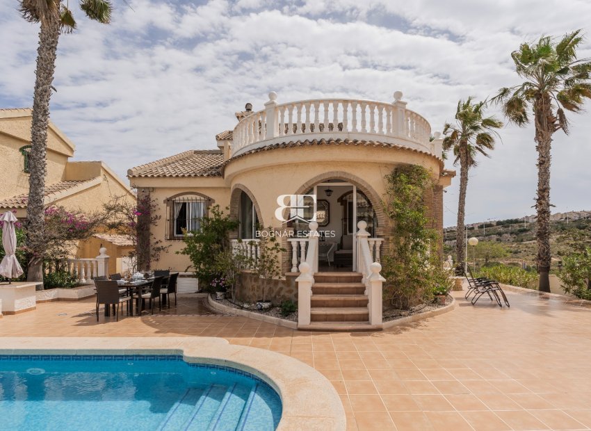 Resale - Villa -
Gran Alacant - Monte y Mar
