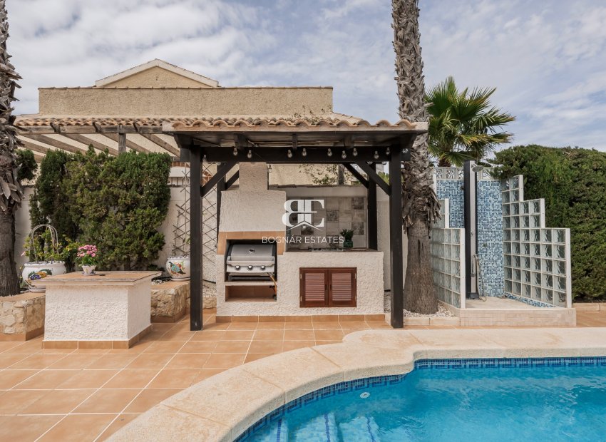 Resale - Villa -
Gran Alacant - Monte y Mar