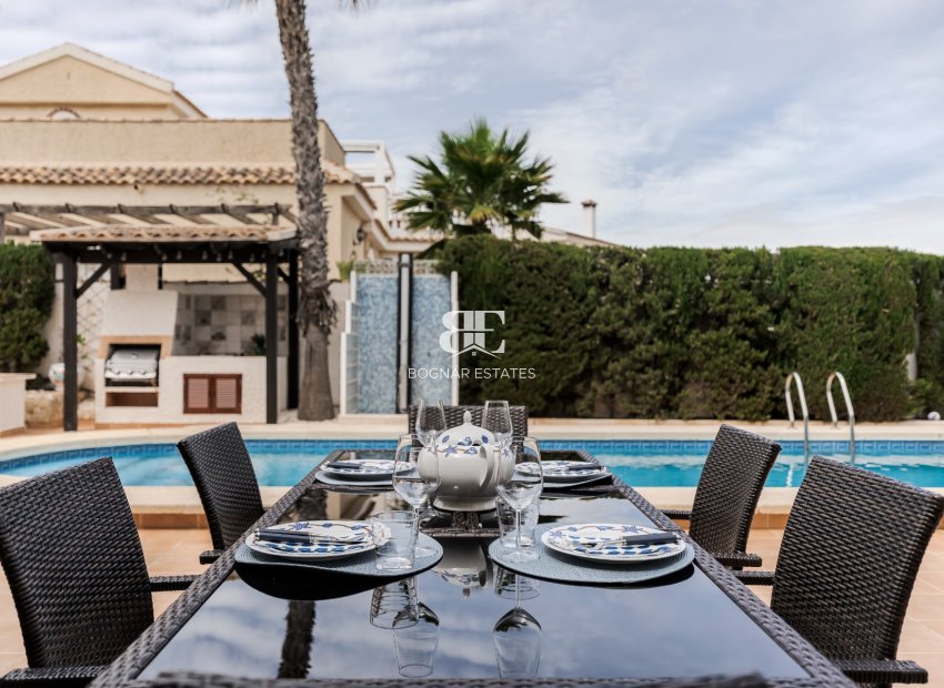 Resale - Villa -
Gran Alacant - Monte y Mar