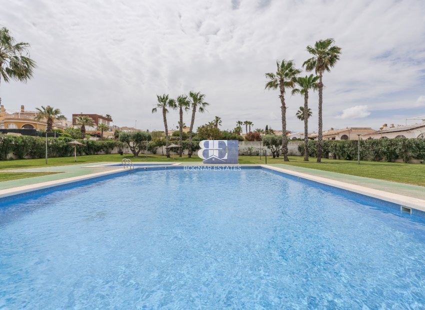 Resale - Villa -
Gran Alacant - Monte y Mar