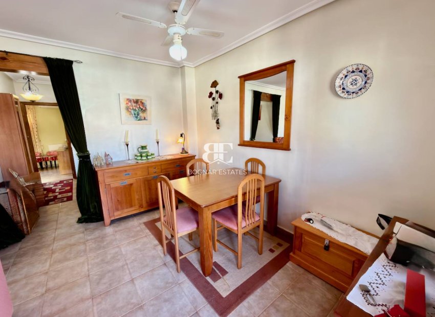 Resale - Villa -
Guardamar del Segura - El Raso