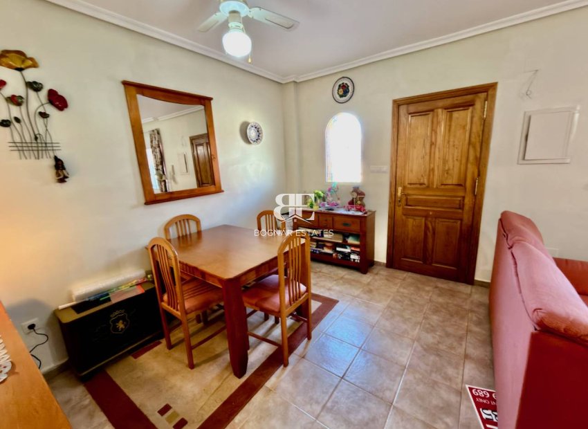 Resale - Villa -
Guardamar del Segura - El Raso