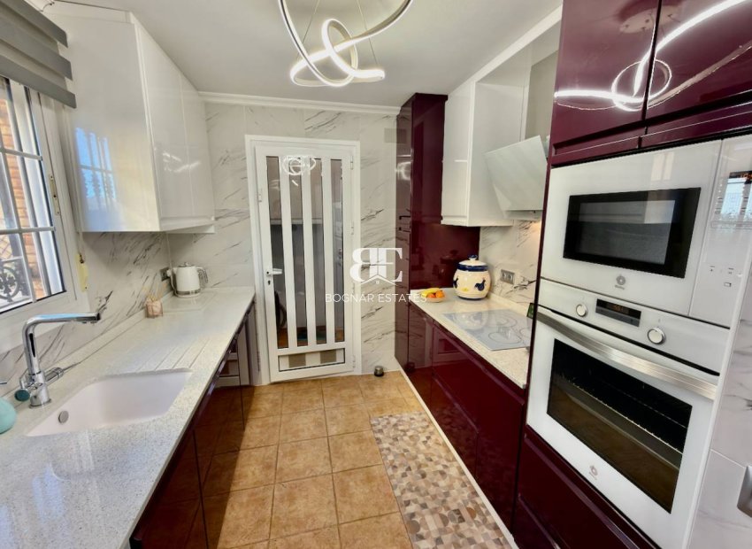 Resale - Villa -
Guardamar del Segura - El Raso