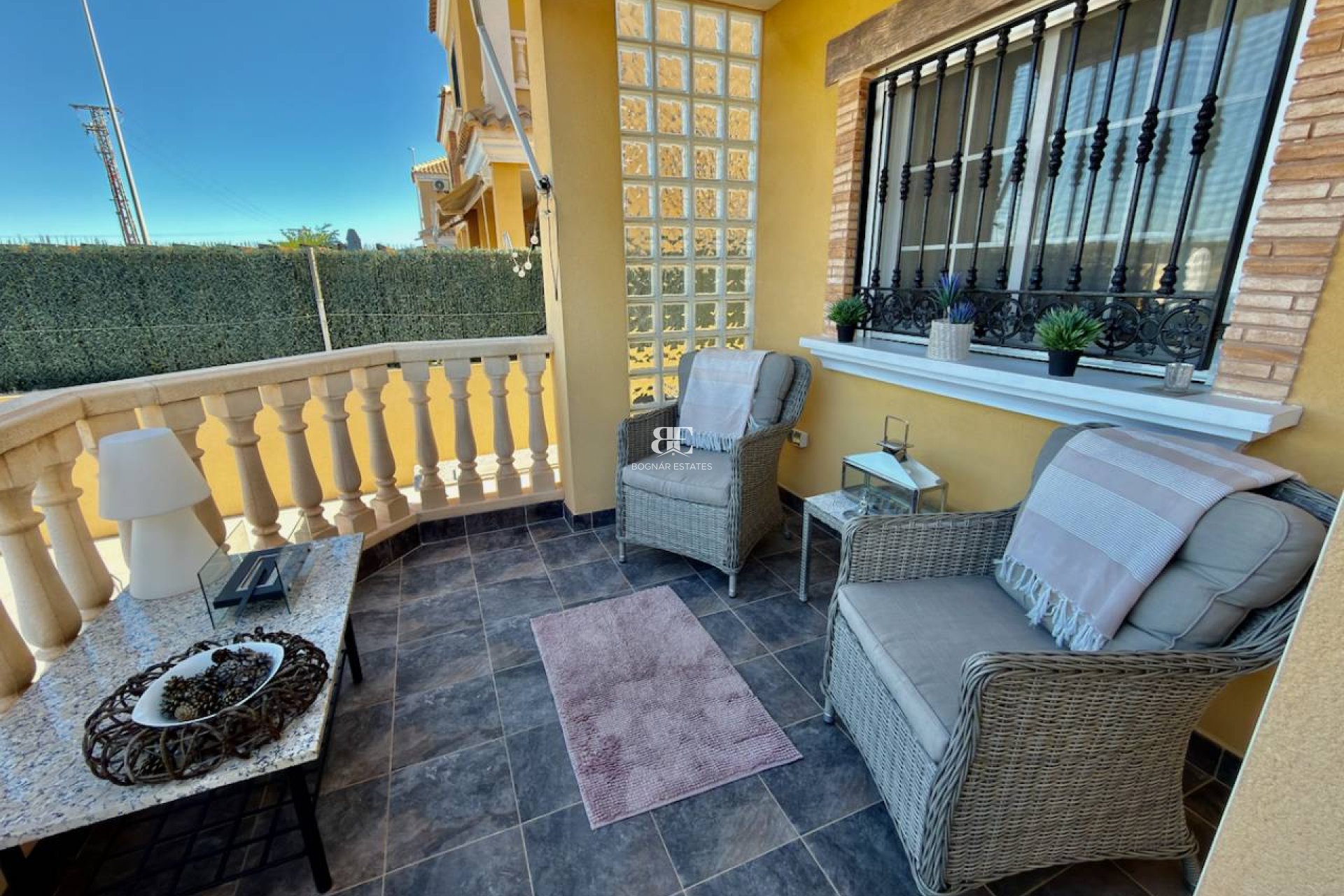 Resale - Villa -
Guardamar del Segura - El Raso