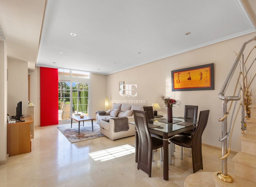 Resale - Villa -
Guardamar del Segura - El Raso