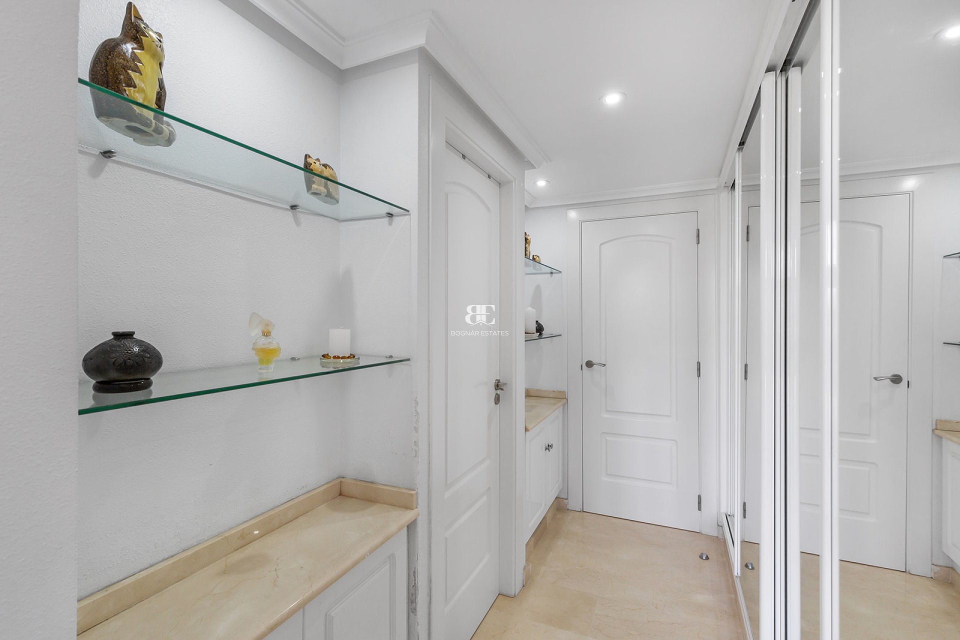 Resale - Villa -
Guardamar del Segura - El Raso