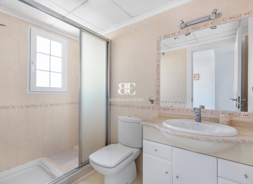 Resale - Villa -
Guardamar del Segura - El Raso