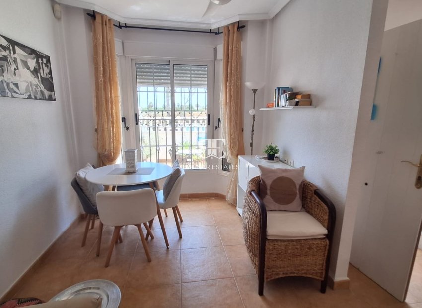 Resale - Villa -
Guardamar del Segura - El Raso