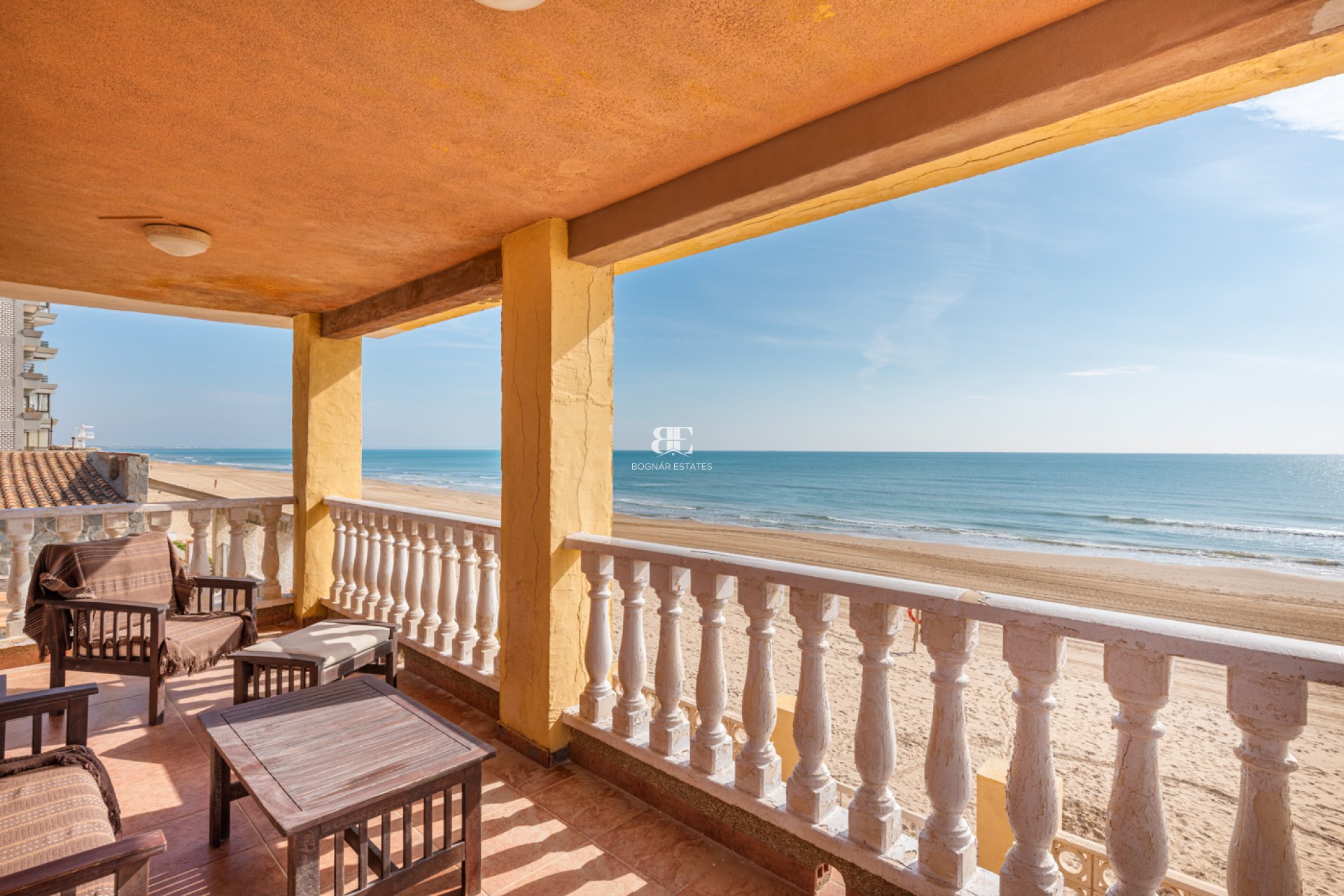 Resale - Villa -
Guardamar del Segura