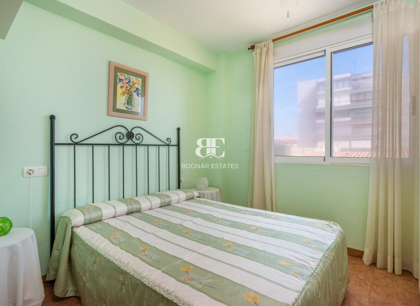Resale - Villa -
Guardamar del Segura