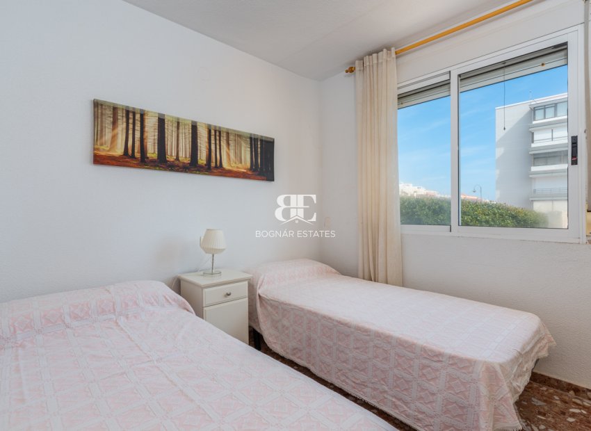Resale - Villa -
Guardamar del Segura