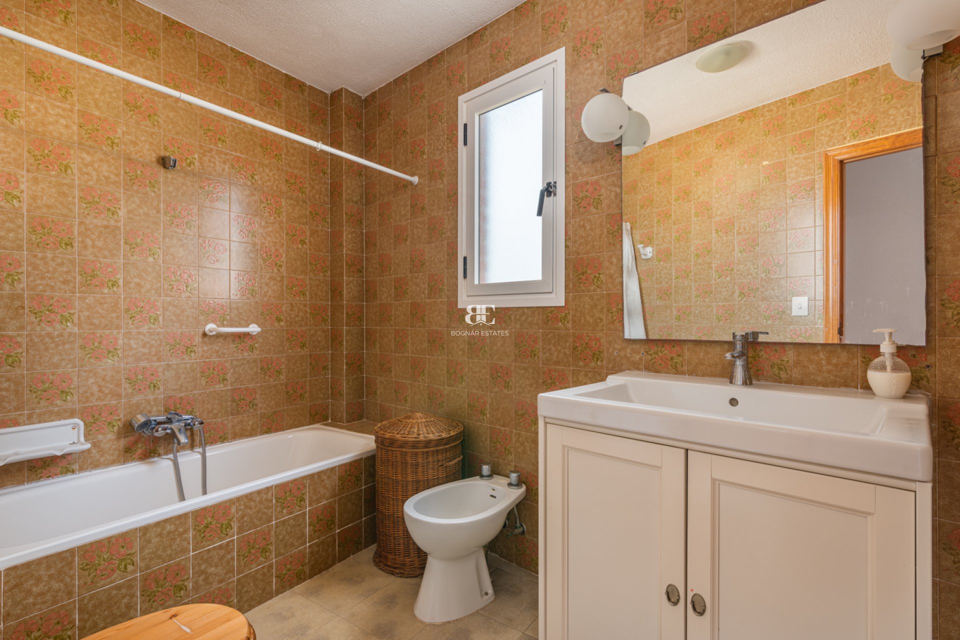 Resale - Villa -
Guardamar del Segura
