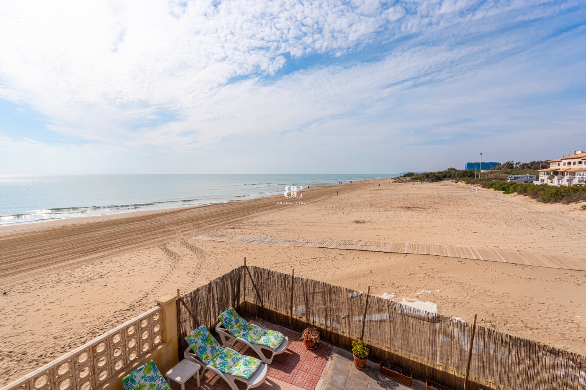 Resale - Villa -
Guardamar del Segura