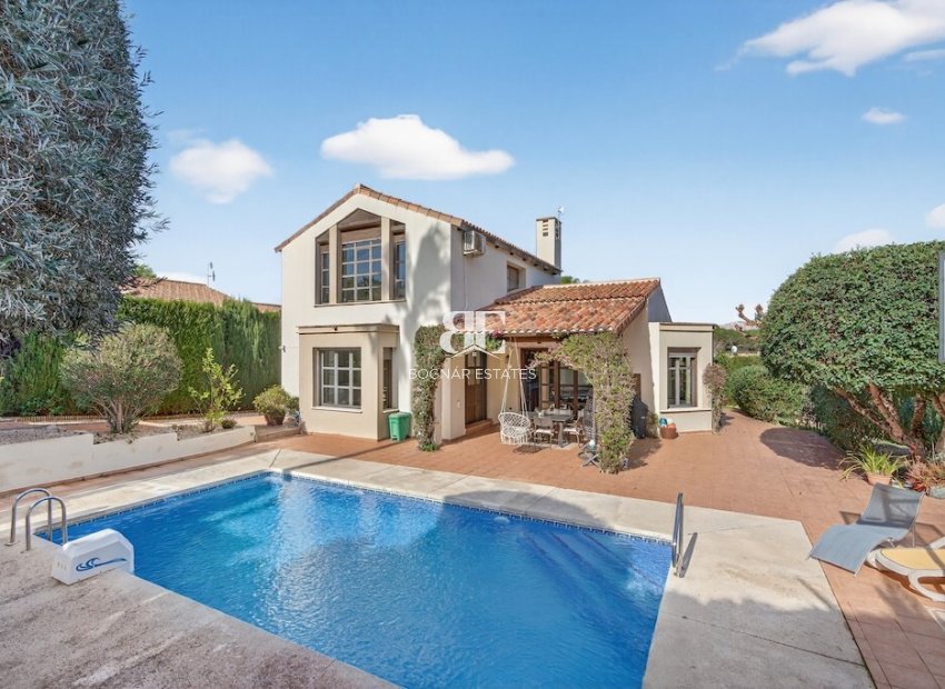 Resale - Villa -
Jávea - Monte Olimpe