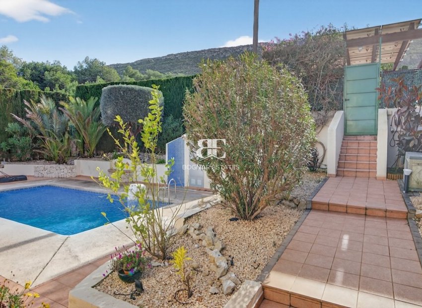 Resale - Villa -
Jávea - Monte Olimpe