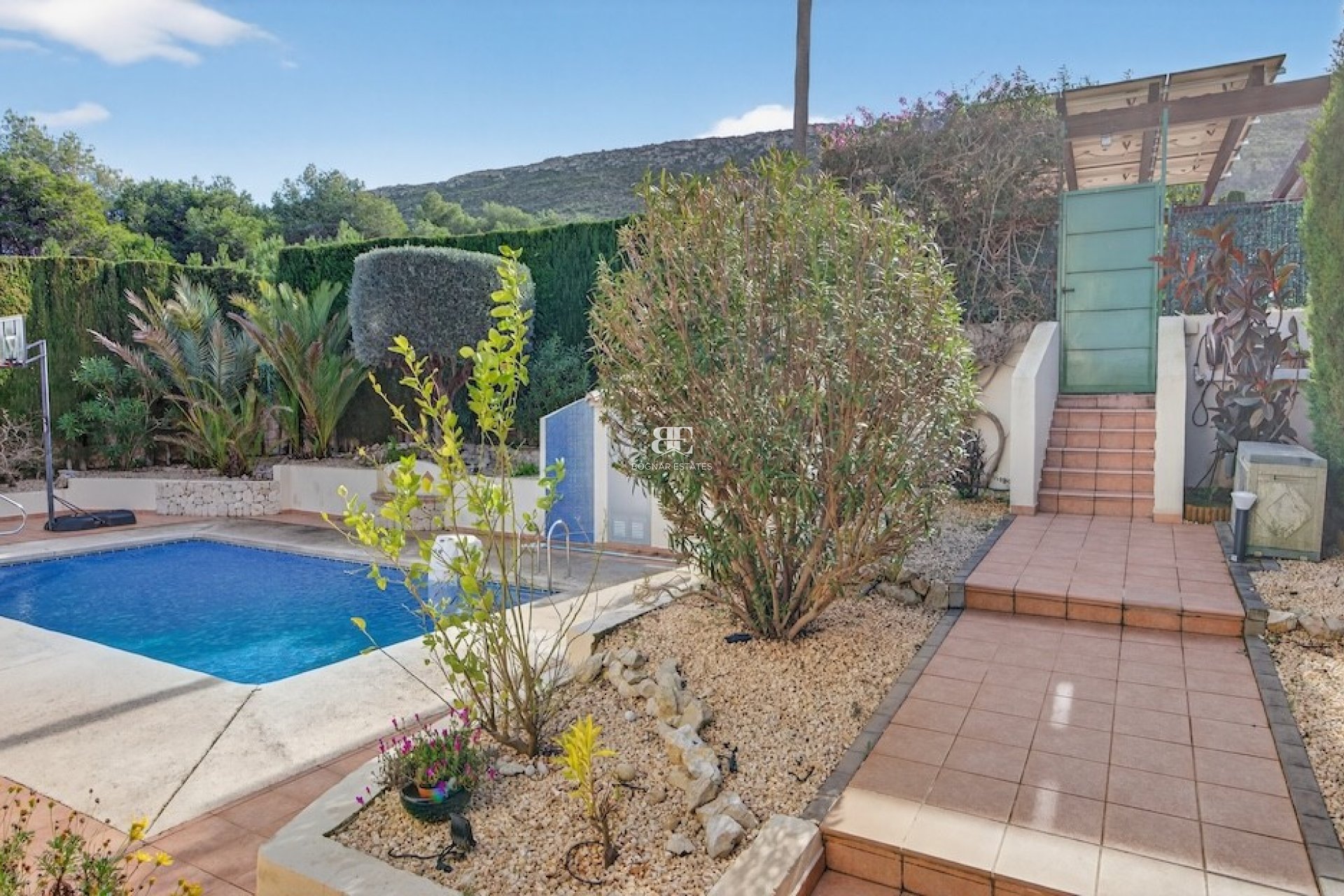 Resale - Villa -
Jávea - Monte Olimpe