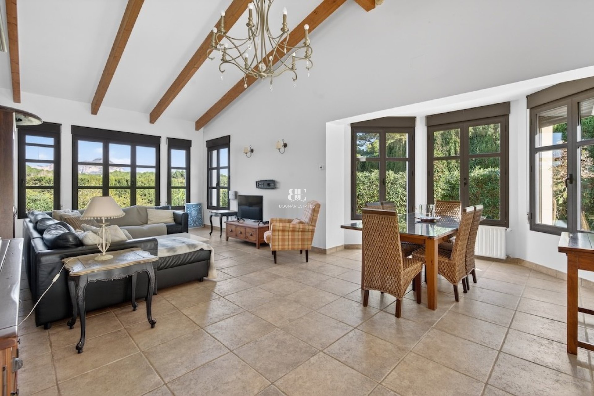 Resale - Villa -
Jávea - Monte Olimpe