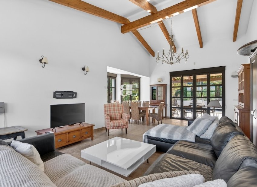 Resale - Villa -
Jávea - Monte Olimpe