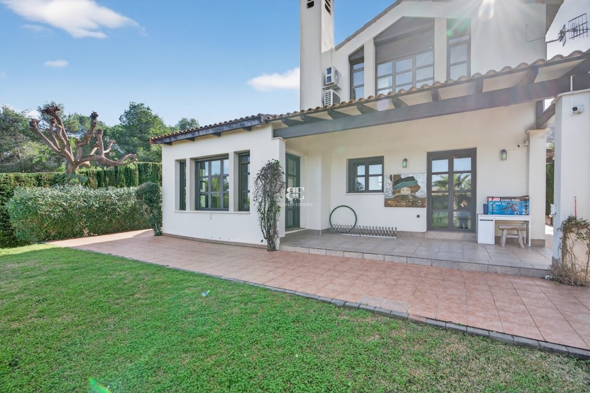 Resale - Villa -
Jávea - Monte Olimpe