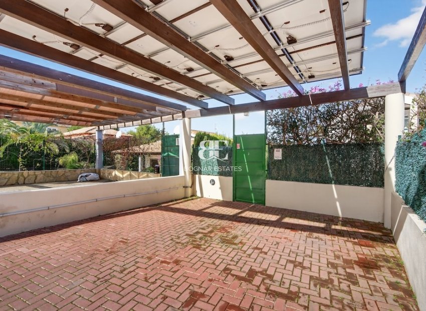 Resale - Villa -
Jávea - Monte Olimpe