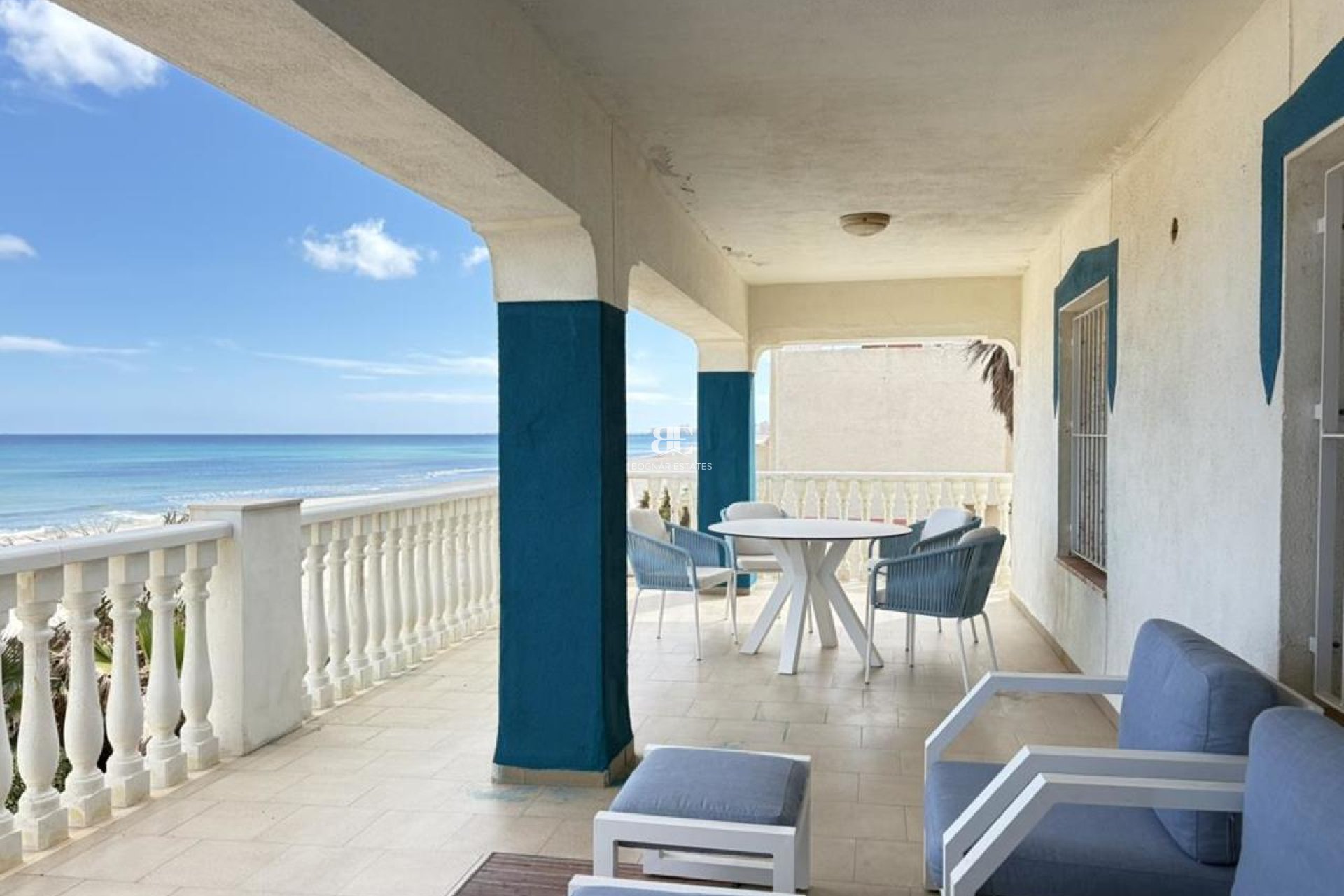 Resale - Villa -
La Manga del Mar Menor - Mar Menor