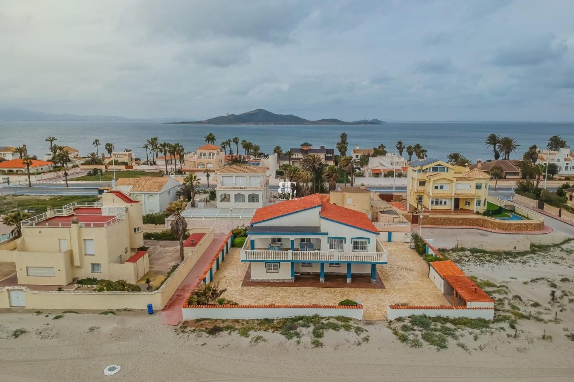Resale - Villa -
La Manga del Mar Menor - Playa del Estacio