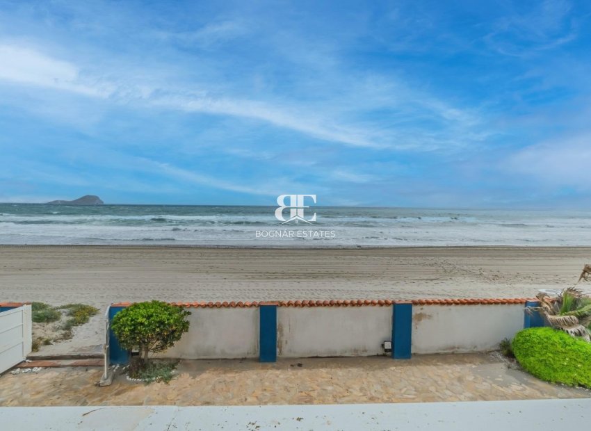 Resale - Villa -
La Manga del Mar Menor - Playa del Estacio