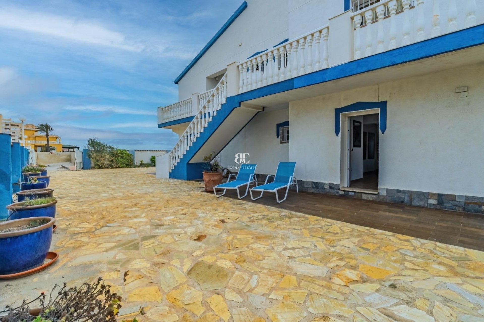 Resale - Villa -
La Manga del Mar Menor - Playa del Estacio