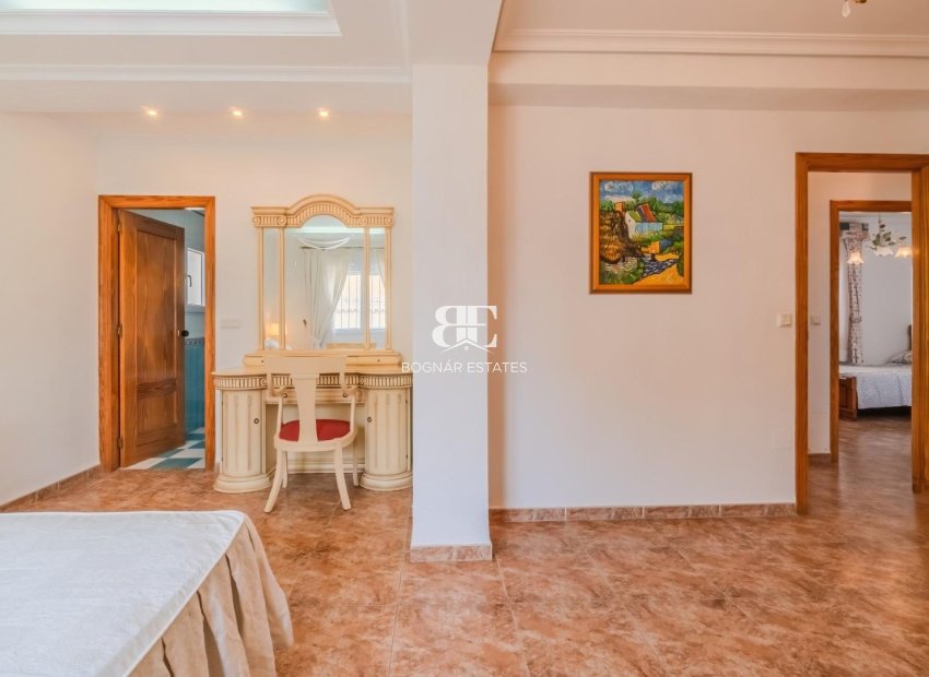 Resale - Villa -
La Manga del Mar Menor - Playa del Estacio