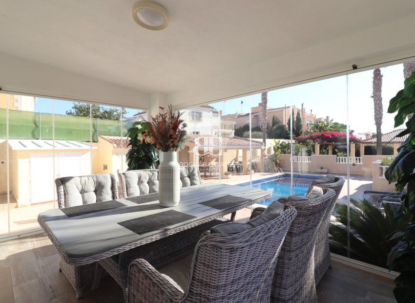 Resale - Villa -
La Marina - La Escuera