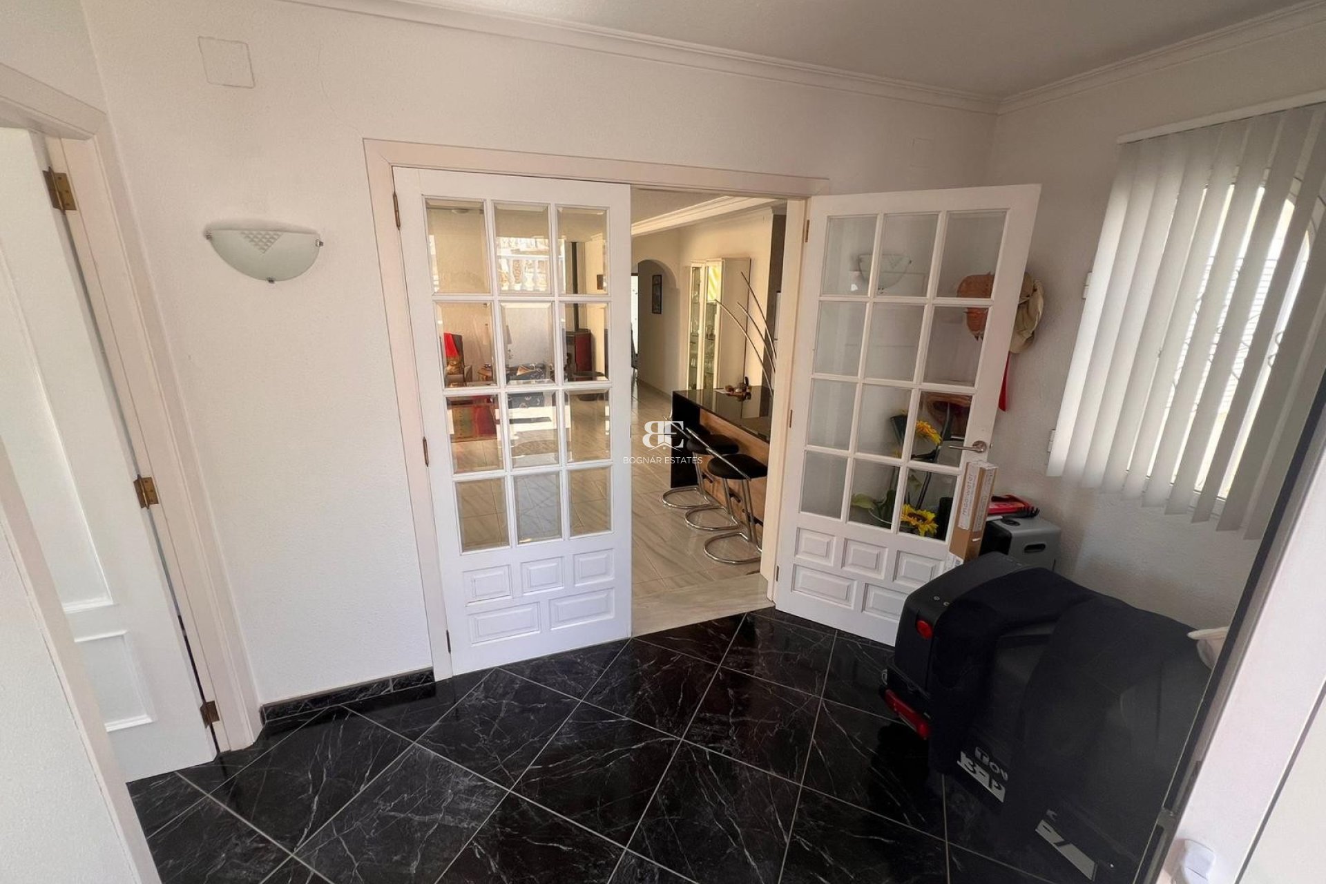 Resale - Villa -
La Nucía - Monte Bello