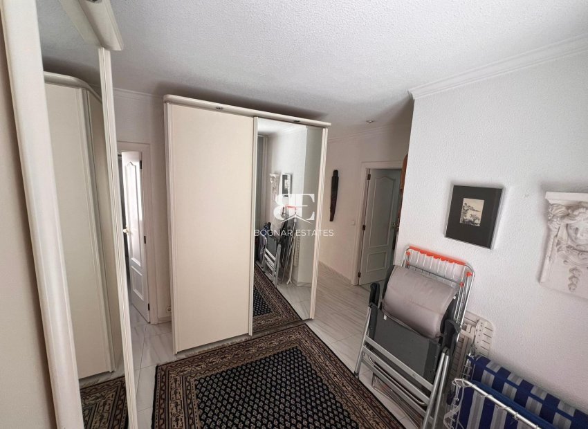 Resale - Villa -
La Nucía - Monte Bello