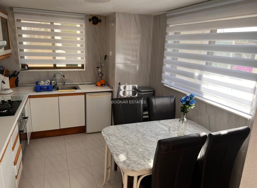 Resale - Villa -
La Nucía - Monte Bello