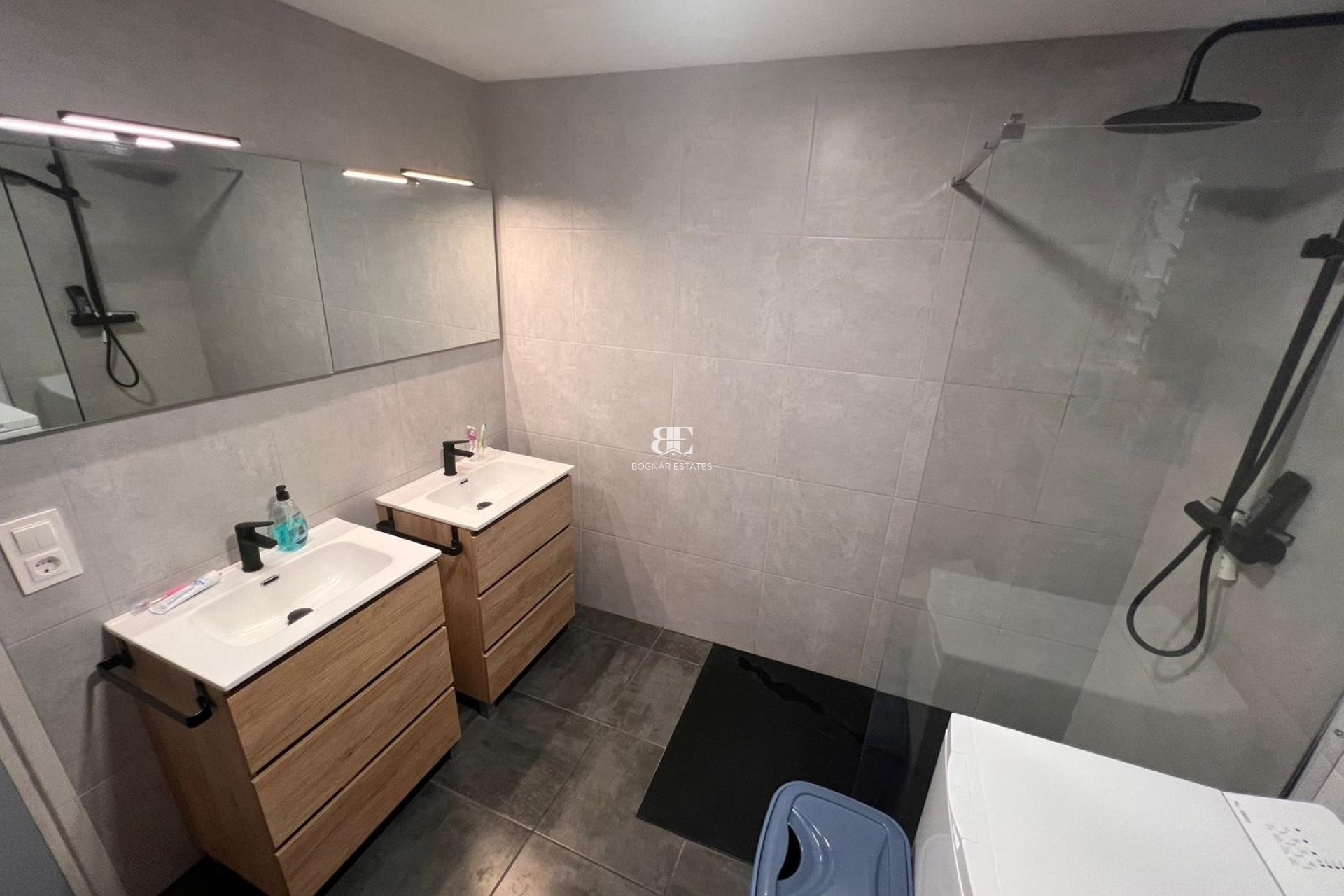 Resale - Villa -
La Nucía - Monte Bello