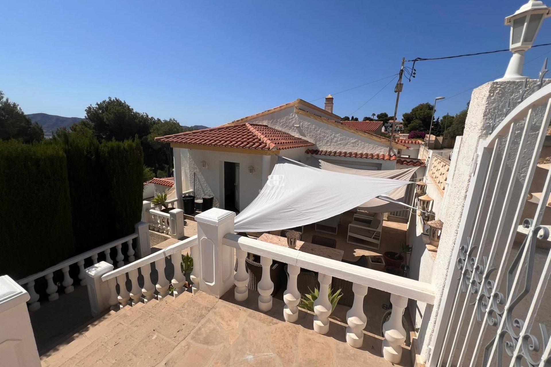 Resale - Villa -
La Nucía - Monte Bello