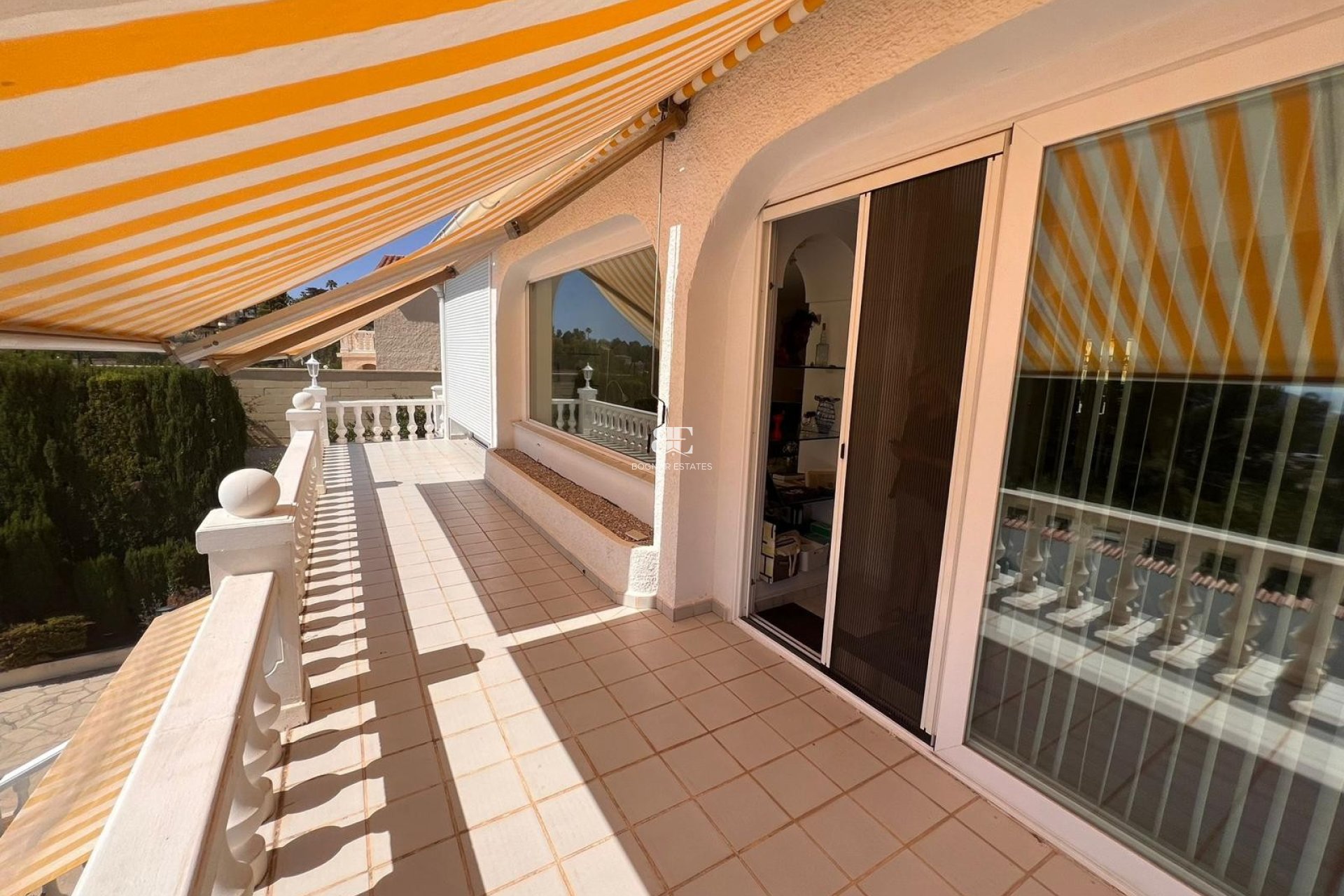 Resale - Villa -
La Nucía - Monte Bello