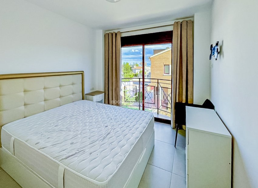 Resale - Villa -
La Nucía - Montebello