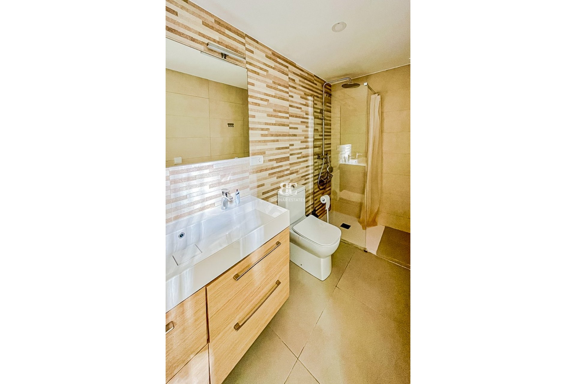 Resale - Villa -
La Nucía - Montebello