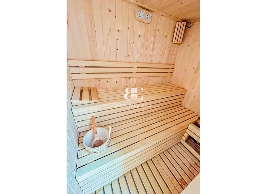 Resale - Villa -
La Nucía - Montebello