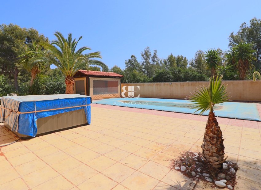 Resale - Villa -
La Nucía - Pinar De Garaita