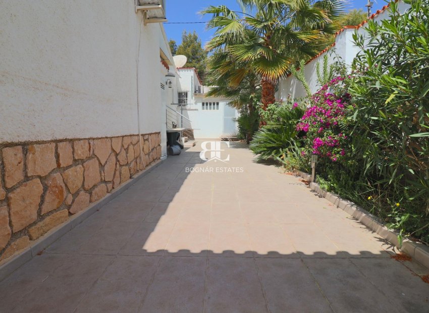 Resale - Villa -
La Nucía - Pinar De Garaita