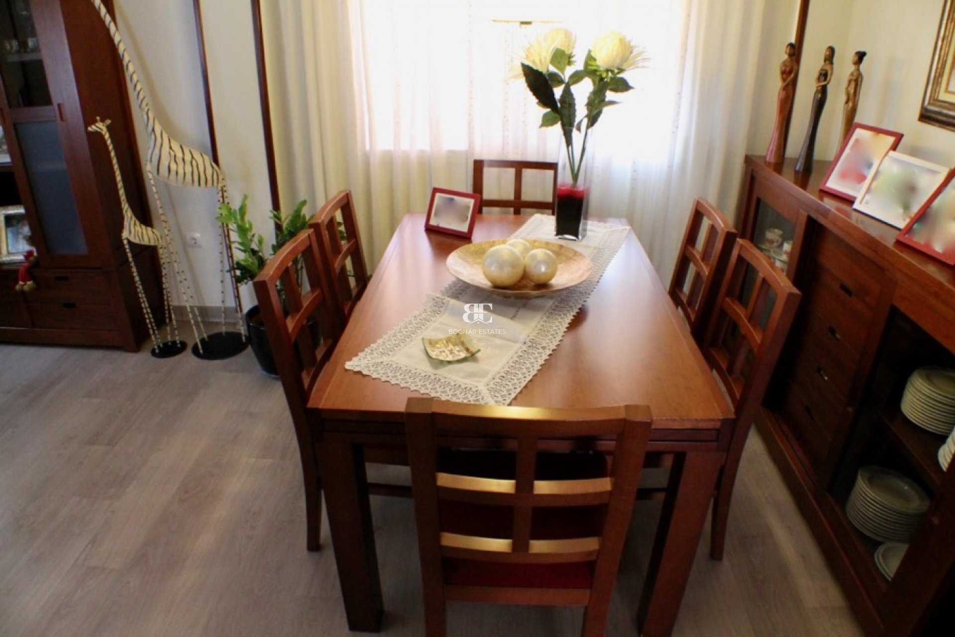 Resale - Villa -
La Nucía - Urbanisations