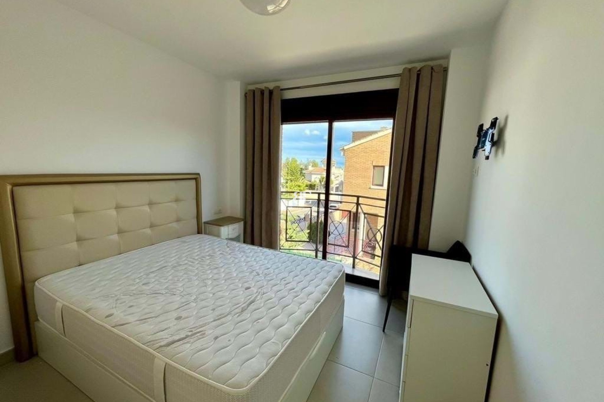 Resale - Villa -
La Nucía
